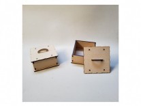 CAJAS CUADRADA (16x16x8) CON MANIJA CON ONDA