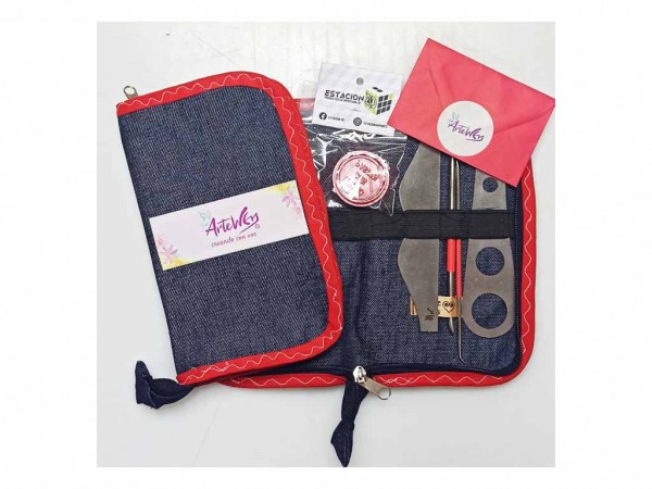 ESTUCHE CON HERRAMIENTAS PARA PORCELANA